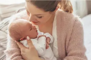 אִמָא Baby